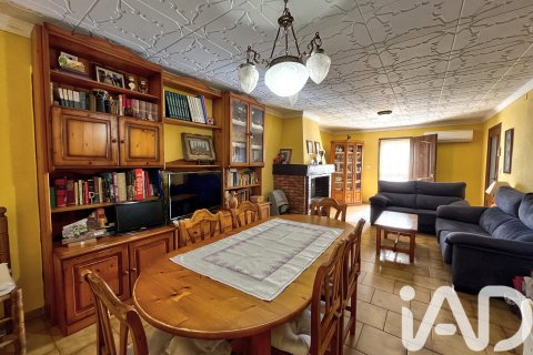 Talo myytävänä Elda, Alicante, Espanja, 3 makuuhuonetta, 572 m2 No. 152775 - kuva 18