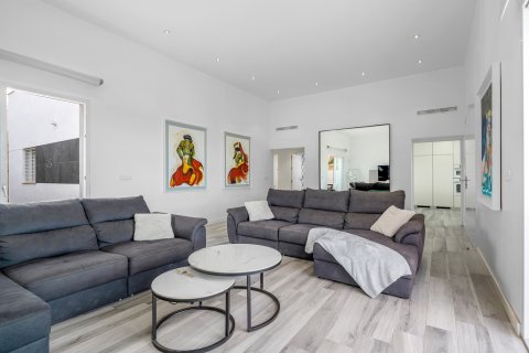 Продажа виллы в Альгорфа, Аликанте, Испания 4 спальни, 216м2 №161674 - фото 28