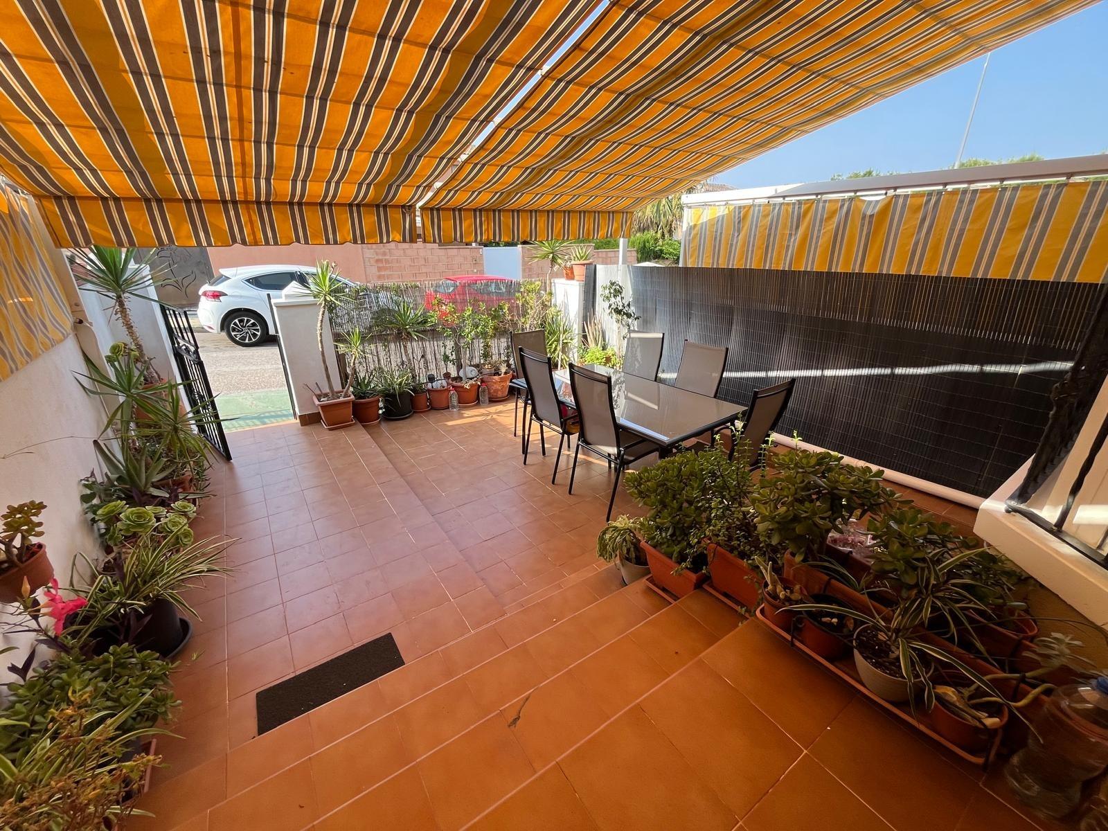 Hus i Torrevieja, Alicante, Spanien 3 sovrum, 69 kvm. Nr. 161671