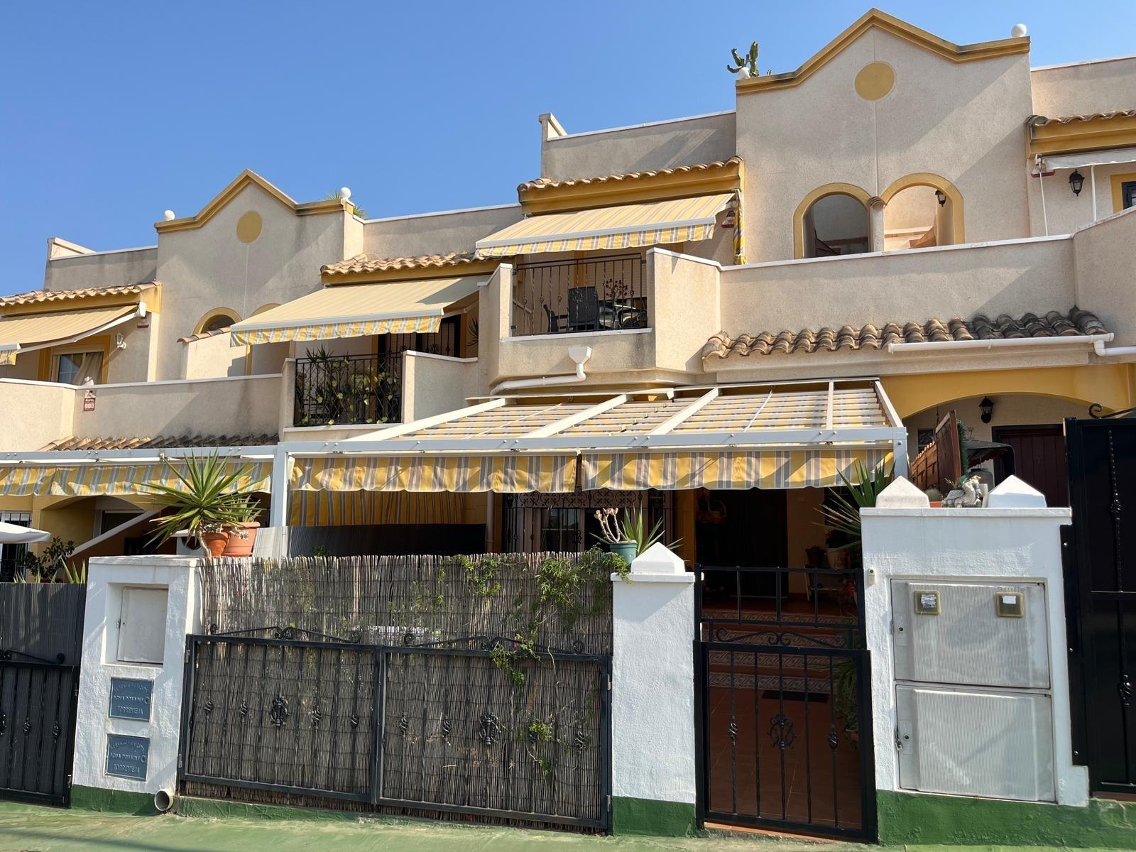 Hus i Torrevieja, Alicante, Spanien 3 sovrum, 69 kvm. Nr. 161671