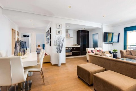 Attico a Alicante, Spagna 2 camere da letto, 100 mq. N° 161670