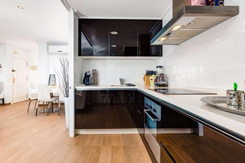 Attico in vendita a Alicante, Spagna 2 camere da letto, 100 mq. N° 161670 - foto 14