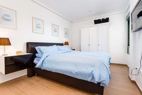 Attico in vendita a Alicante, Spagna 2 camere da letto, 100 mq. N° 161670 - foto 3