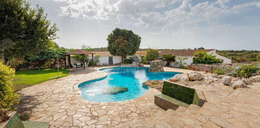 Villa à Ferreries, Menorca, Espagne 4 chambres, 568 m2 No. 193050