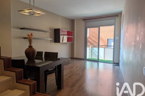 Paritalo myytävänä Gava, Barcelona, Espanja, 3 makuuhuonetta, 99 m2 No. 172680 - kuva 11