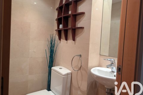 Paritalo myytävänä Gava, Barcelona, Espanja, 3 makuuhuonetta, 99 m2 No. 172680 - kuva 9