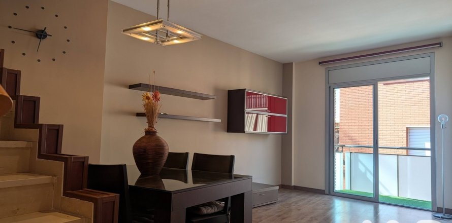 Paritalo Gava, Barcelona, Espanja 3 makuuhuonetta, 99 m2 No. 172680