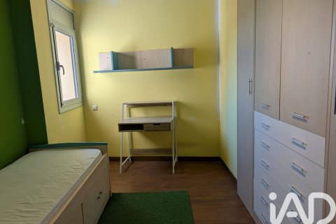 Paritalo myytävänä Gava, Barcelona, Espanja, 3 makuuhuonetta, 99 m2 No. 172680 - kuva 15