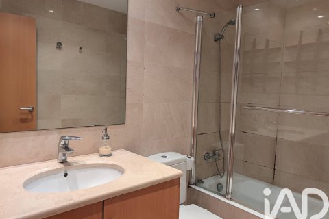 Paritalo myytävänä Gava, Barcelona, Espanja, 3 makuuhuonetta, 99 m2 No. 172680 - kuva 22
