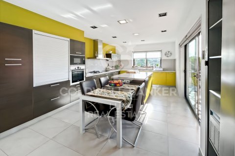 Продажа дома в Розы, Герона, Испания 5 спален, 342м2 №159571 - фото 6