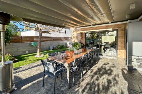 Продажа дома в Розы, Герона, Испания 5 спален, 342м2 №159571 - фото 2