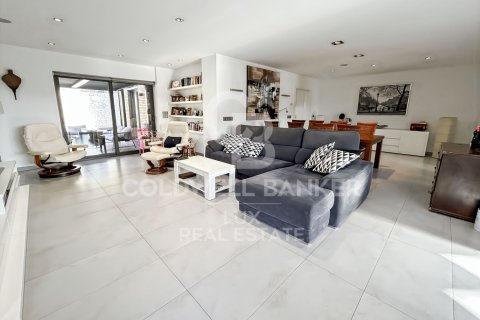 Продажа дома в Розы, Герона, Испания 5 спален, 342м2 №159571 - фото 4