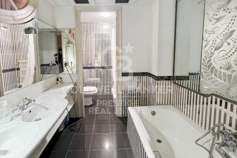 Dzīvoklis pārdošanā Barcelona, Spānijā 3 istabas, 210 m2 Nr. 159570 - attēls 15