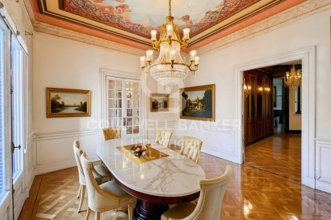 Dzīvoklis pārdošanā Barcelona, Spānijā 3 istabas, 210 m2 Nr. 159570 - attēls 1