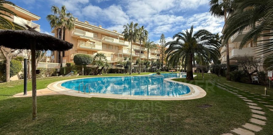 Duplex in Javea, Alicante, Spain 4 bedrooms,  No. 159568
