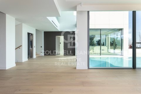 House for sale in Barcelona, Spain 8 bedrooms, 1216 sq.m. No. 159566 - photo 15