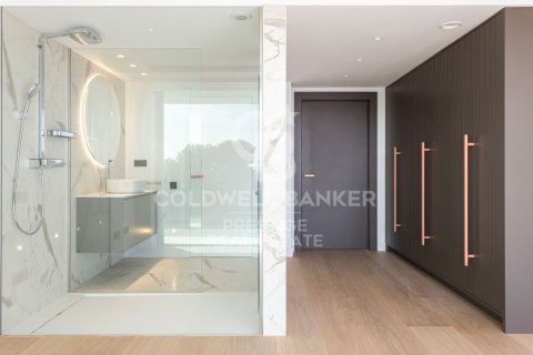 House for sale in Barcelona, Spain 8 bedrooms, 1216 sq.m. No. 159566 - photo 22
