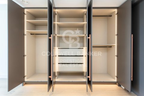 House for sale in Barcelona, Spain 8 bedrooms, 1216 sq.m. No. 159566 - photo 29