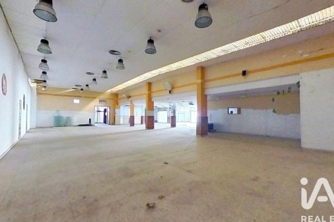 Продажа коммерческой недвижимости в Иби, Аликанте, Испания 1 спальня, 2000м2 №173071 - фото 8