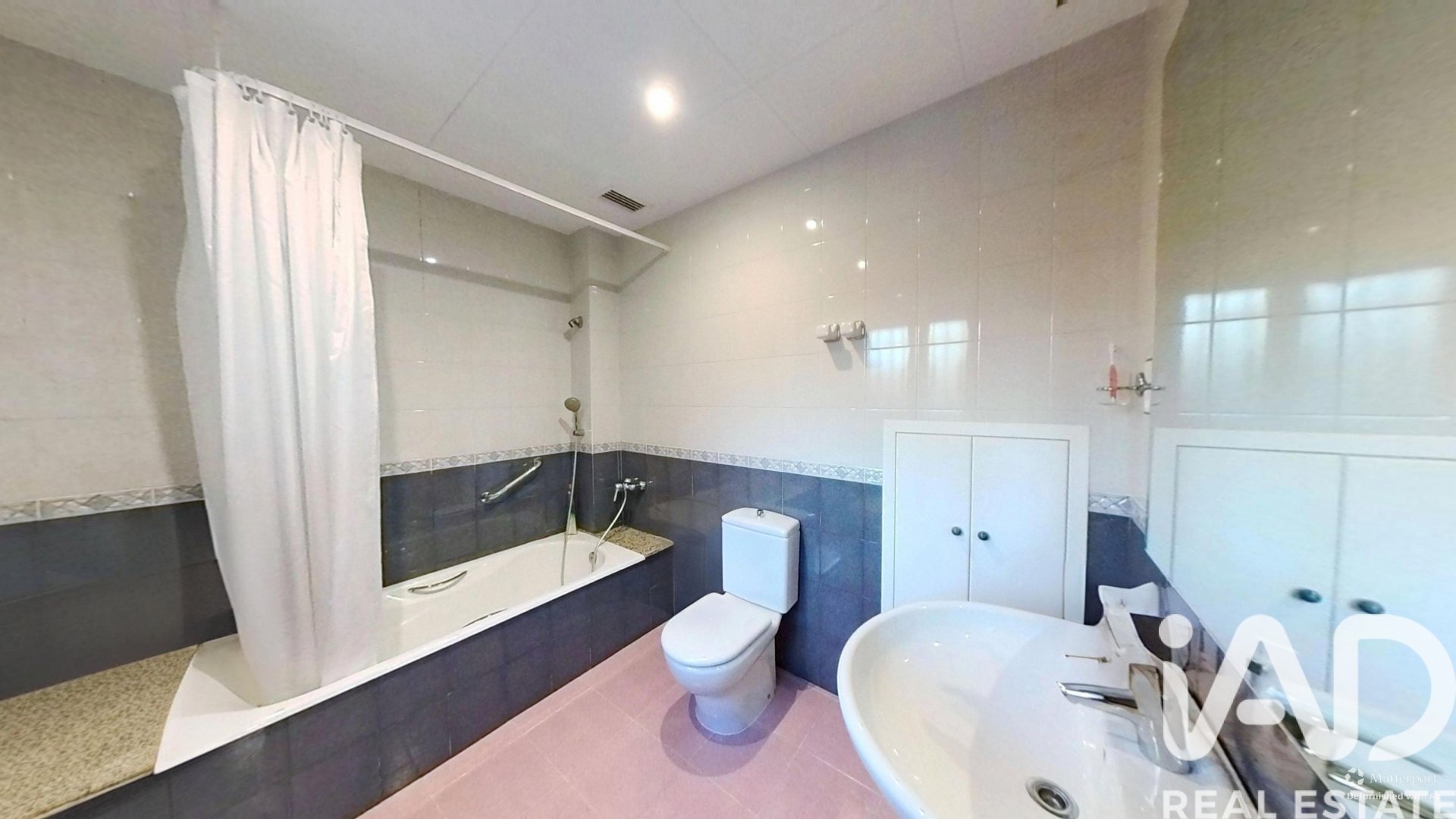 Casa a Calafell, Tarragona, Spagna 7 camere da letto, 427 mq. N° 173072
