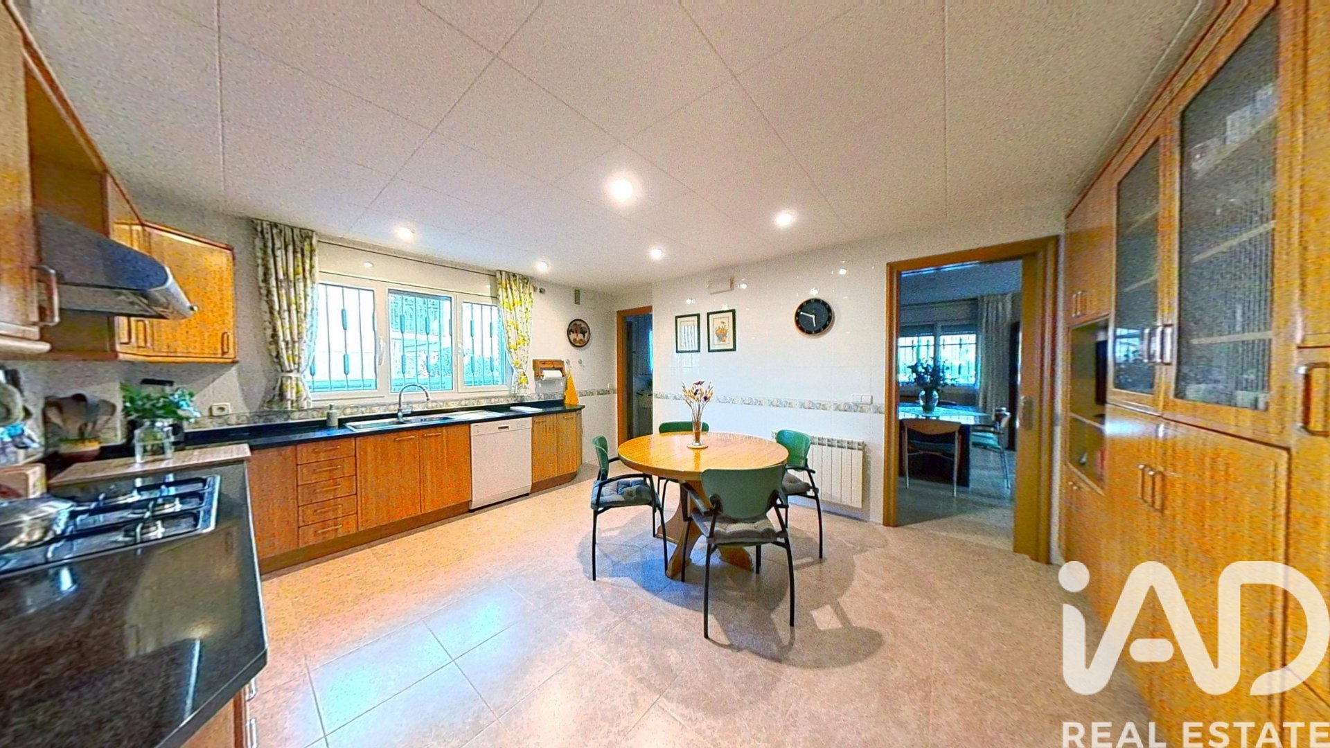 Casa a Calafell, Tarragona, Spagna 7 camere da letto, 427 mq. N° 173072
