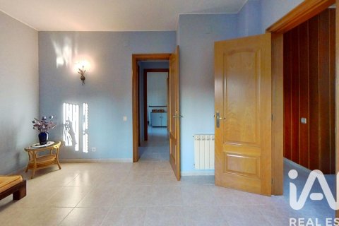 Casa in vendita a Calafell, Tarragona, Spagna 7 camere da letto, 427 mq. N° 173072 - foto 23
