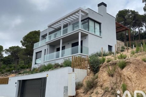 House à vendre à Lloret de Mar, Girona, Espagne, 4 chambres, 333 m2 No. 173073 - photo 6