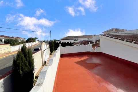 Villa for sale in Ciudad Quesada, Alicante, Spain 3 bedrooms, 212 sq.m. No. 189515 - photo 13