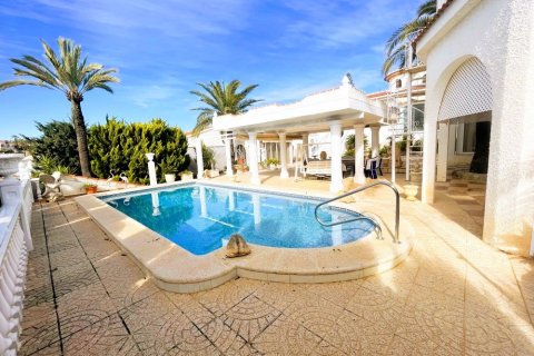 Villa for sale in Ciudad Quesada, Alicante, Spain 3 bedrooms, 212 sq.m. No. 189515 - photo 11