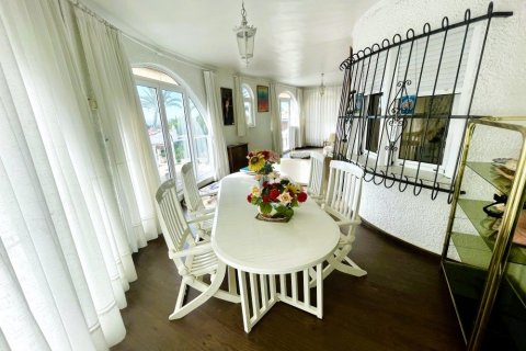 Villa for sale in Ciudad Quesada, Alicante, Spain 3 bedrooms, 212 sq.m. No. 189515 - photo 17