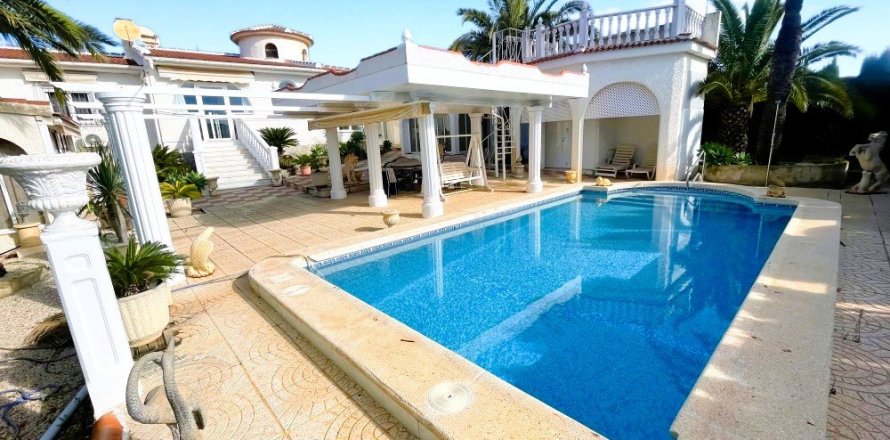 Villa in Ciudad Quesada, Alicante, Spain 3 bedrooms, 212 sq.m. No. 189515