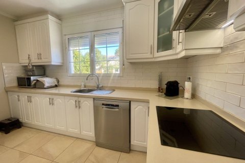Villa for sale in La Marina, Alicante, Spain 5 bedrooms, 308 sq.m. No. 189517 - photo 15