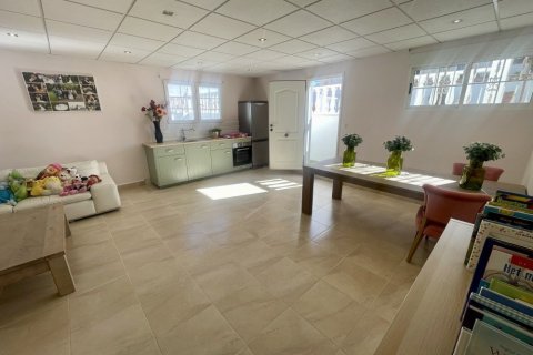 Villa for sale in La Marina, Alicante, Spain 5 bedrooms, 308 sq.m. No. 189517 - photo 18
