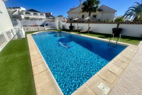 Villa for sale in La Marina, Alicante, Spain 5 bedrooms, 308 sq.m. No. 189517 - photo 22