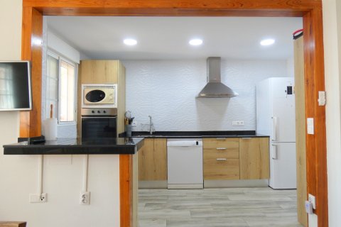 Tvåvåningslägenhet till salu i Gran Alacant, Alicante, Spanien 3 sovrum, 100 kvm. Nr. 143588 - foto 13