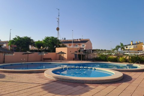 Tvåvåningslägenhet till salu i Gran Alacant, Alicante, Spanien 3 sovrum, 100 kvm. Nr. 143588 - foto 16