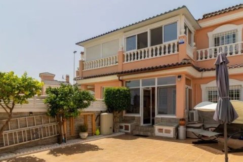 Tvåvåningslägenhet till salu i Gran Alacant, Alicante, Spanien 3 sovrum, 100 kvm. Nr. 143588 - foto 1