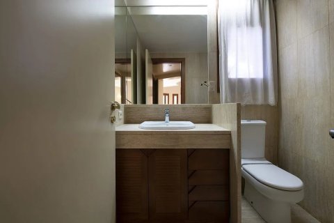 Сasa en venta en Gavà, Barcelona, España 6 dormitorios, No. 140851 - foto 30