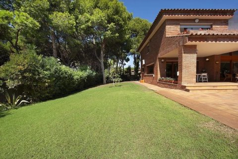 Сasa en venta en Gavà, Barcelona, España 6 dormitorios, No. 140851 - foto 16