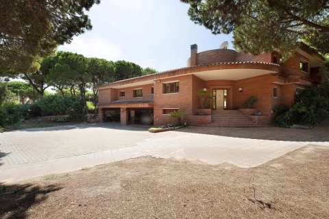 Сasa en venta en Gavà, Barcelona, España 6 dormitorios, No. 140851 - foto 18