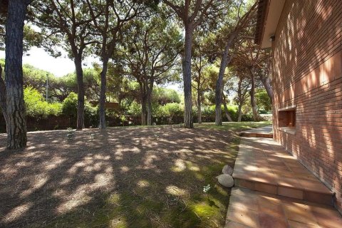 Сasa en venta en Gavà, Barcelona, España 6 dormitorios, No. 140851 - foto 14
