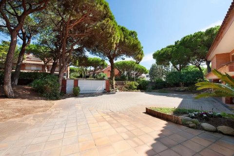 Сasa en venta en Gavà, Barcelona, España 6 dormitorios, No. 140851 - foto 19