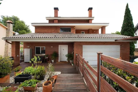 Продажа дома в Кастельдефельс, Барселона, Испания 6 спален,  №140852 - фото 2