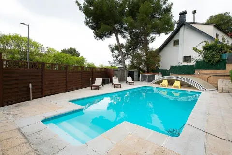 Продажа дома в Кастельдефельс, Барселона, Испания 6 спален,  №140852 - фото 27