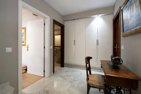 Продажа дома в Кастельдефельс, Барселона, Испания 6 спален,  №140852 - фото 17