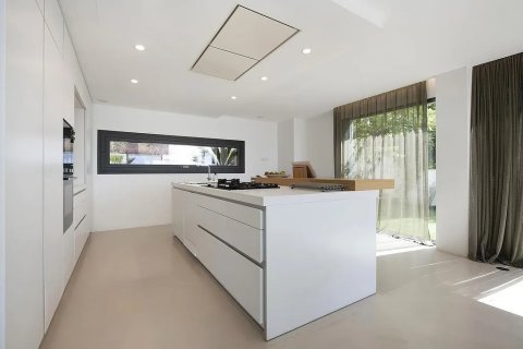 Продажа дома в Кастельдефельс, Барселона, Испания 6 спален,  №140850 - фото 12