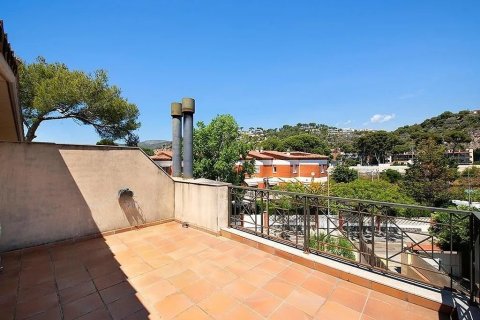 Продажа таухауса в Кастельдефельс, Барселона, Испания 4 спальни,  №140854 - фото 25