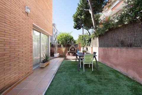 Townhouse à vendre à Castelldefels, Barcelona, Espagne, 4 chambres, No. 140853 - photo 5