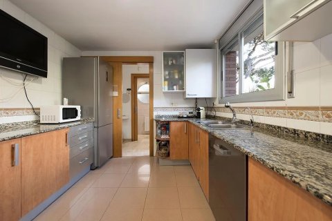 Townhouse à vendre à Castelldefels, Barcelona, Espagne, 4 chambres, No. 140853 - photo 11