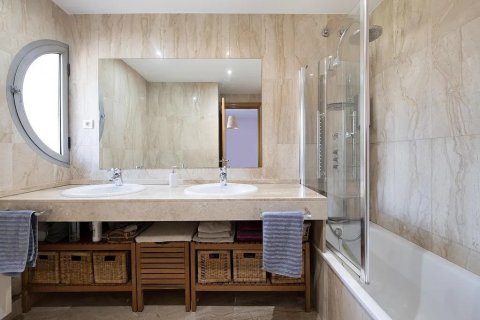 Townhouse à vendre à Castelldefels, Barcelona, Espagne, 4 chambres, No. 140853 - photo 16